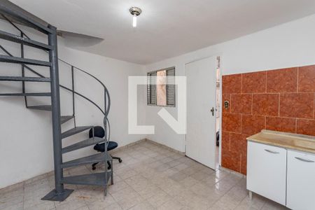 Sala / Cozinha  de casa para alugar com 1 quarto, 45m² em Vila Nogueira, Diadema