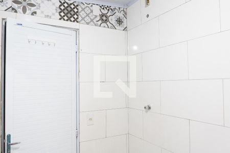 Banheiro de kitnet/studio para alugar com 1 quarto, 25m² em Vila Regente Feijó, São Paulo