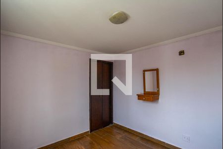 Quarto 2 de apartamento para alugar com 2 quartos, 55m² em Jardim Alvorada, Santo André