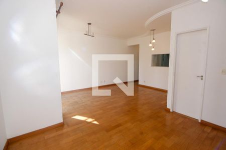 Sala de apartamento à venda com 2 quartos, 120m² em Jardim Londrina, São Paulo