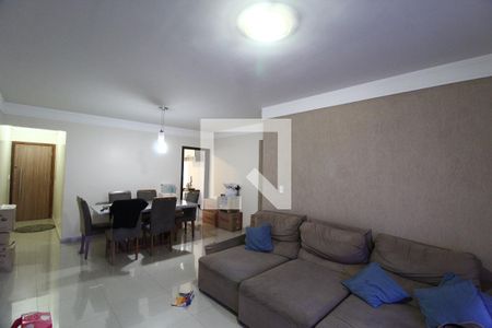 Sala de apartamento para alugar com 3 quartos, 100m² em Saraiva, Uberlândia