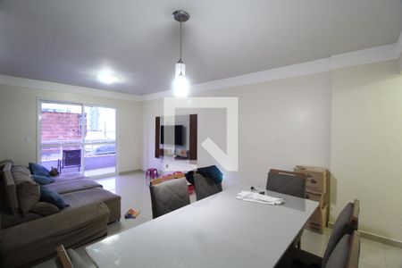 Sala de apartamento para alugar com 3 quartos, 100m² em Saraiva, Uberlândia