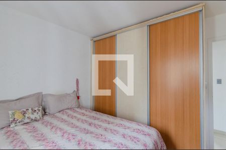 Quarto 2 de apartamento à venda com 3 quartos, 74m² em Vila Monumento, São Paulo