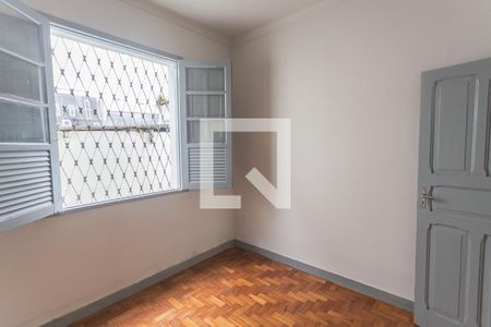 Quarto 2 de casa para alugar com 3 quartos, 120m² em Esplanada, Belo Horizonte