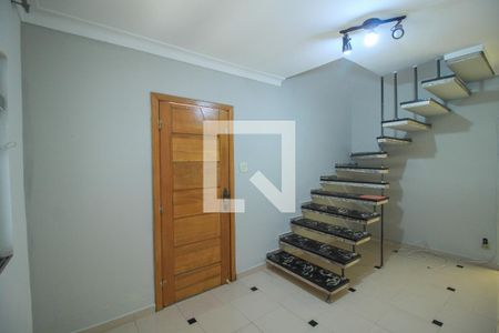 Sala de casa à venda com 2 quartos, 180m² em Vila Invernada, São Paulo