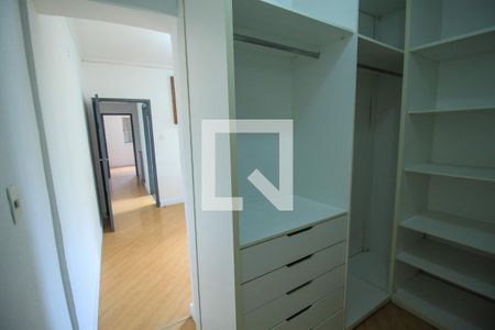 Quarto 1 de casa à venda com 2 quartos, 180m² em Vila Invernada, São Paulo