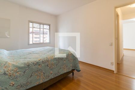 Quarto 1 de apartamento para alugar com 2 quartos, 80m² em Vila Olímpia, São Paulo