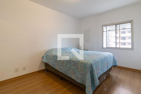 Quarto 1 de apartamento para alugar com 2 quartos, 80m² em Vila Olímpia, São Paulo