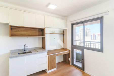 Sala/Quarto de kitnet/studio para alugar com 1 quarto, 21m² em Santo Amaro, São Paulo