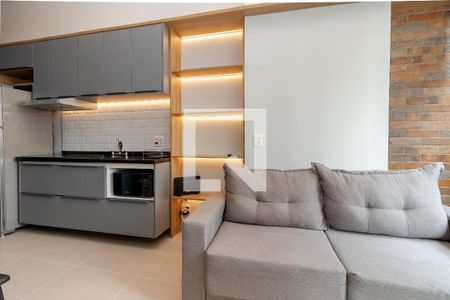 Sala/ Cozinha de apartamento para alugar com 1 quarto, 34m² em Jardim das Acacias, São Paulo