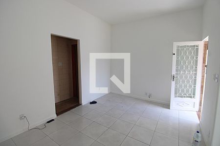 Sala de apartamento para alugar com 1 quarto, 40m² em Quintino Bocaiúva, Rio de Janeiro