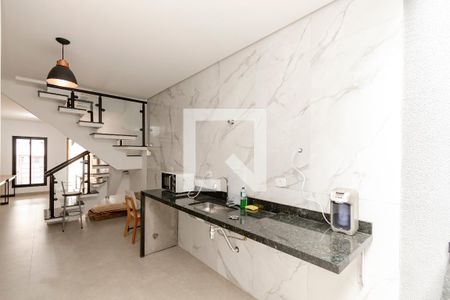 Cozinha de casa para alugar com 3 quartos, 100m² em Jardim Aeroporto, São Paulo