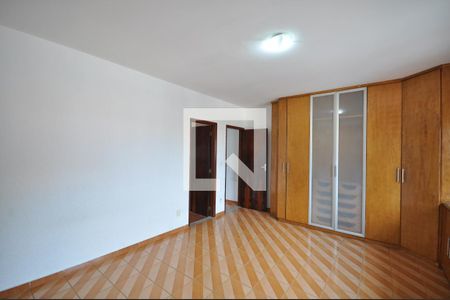 Quarto Suíte de casa para alugar com 3 quartos, 120m² em Parque Casa de Pedra, São Paulo