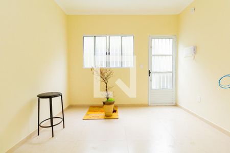 Sala de casa para alugar com 1 quarto, 50m² em Itaquera, São Paulo