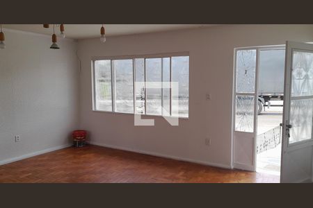 Sala de casa para alugar com 3 quartos, 188m² em Passo das Pedras, Gravataí