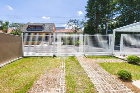 Vista da Sala de casa para alugar com 3 quartos, 210m² em Bacacheri, Curitiba