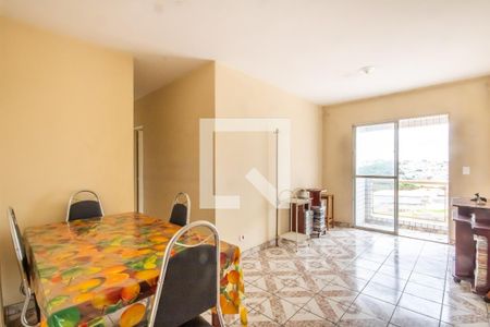 Sala de apartamento à venda com 2 quartos, 62m² em Km 18, Osasco