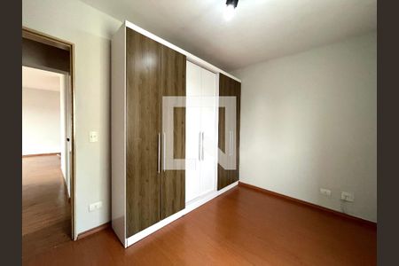 Quarto 1 de apartamento para alugar com 2 quartos, 77m² em Campo Belo, São Paulo