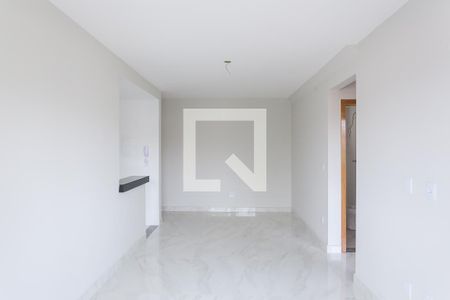 sala de apartamento para alugar com 2 quartos, 63m² em Arvoredo, Contagem