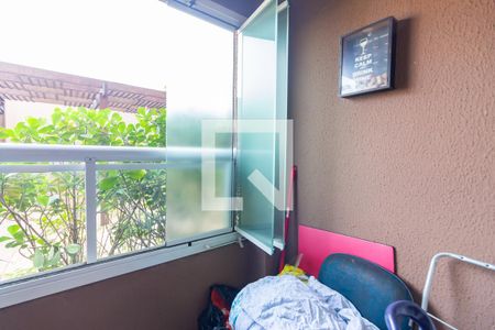 Varanda  de apartamento à venda com 2 quartos, 62m² em Jardim Roberto, Osasco