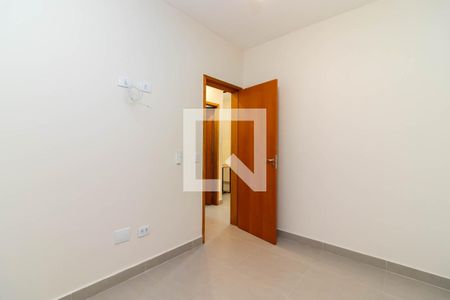 Quarto 1 de apartamento para alugar com 2 quartos, 50m² em Parque Peruche, São Paulo