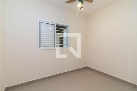 Quarto 1 de apartamento para alugar com 2 quartos, 50m² em Parque Peruche, São Paulo