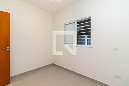 Quarto 1 de apartamento para alugar com 2 quartos, 50m² em Parque Peruche, São Paulo