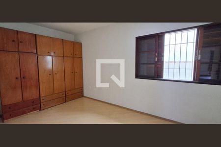 Quarto de casa para alugar com 8 quartos, 474m² em Rudge Ramos, São Bernardo do Campo