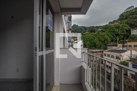 Sala Varanda de apartamento à venda com 2 quartos, 70m² em Tijuca, Rio de Janeiro