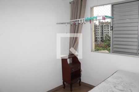 Quarto 2 de apartamento para alugar com 2 quartos, 48m² em Jardim Leonor, Cotia