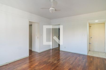 Sala de apartamento para alugar com 3 quartos, 98m² em Santana, Porto Alegre