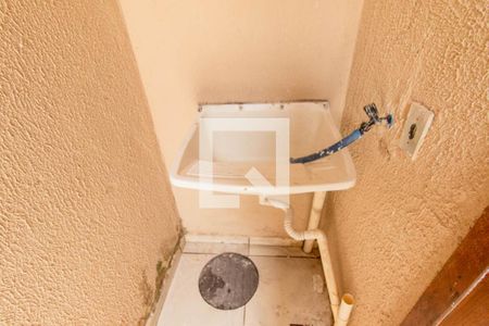 Casa para alugar com 80m², 2 quartos e sem vaga Casa para alugar com 80m², 2 quartos e sem vagaÁrea de Serviço