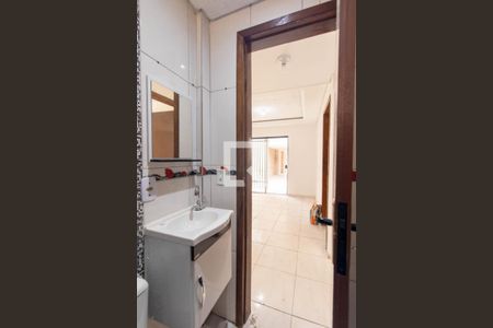 Casa para alugar com 80m², 2 quartos e sem vaga Casa para alugar com 80m², 2 quartos e sem vagaBanheiro Social