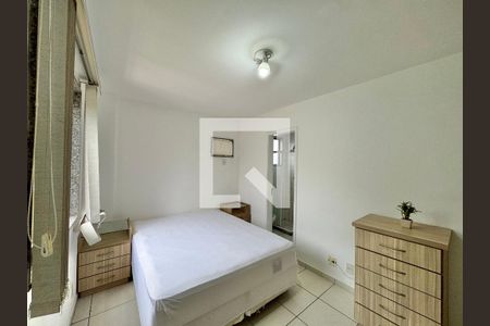 Suíte de apartamento para alugar com 2 quartos, 76m² em Vargem Pequena, Rio de Janeiro