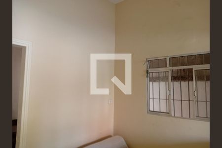 Quarto de casa para alugar com 3 quartos, 190m² em Vila Tupi, Praia Grande