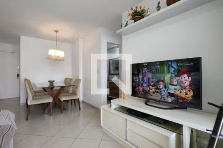 Sala de apartamento para alugar com 2 quartos, 70m² em Jacarepaguá, Rio de Janeiro