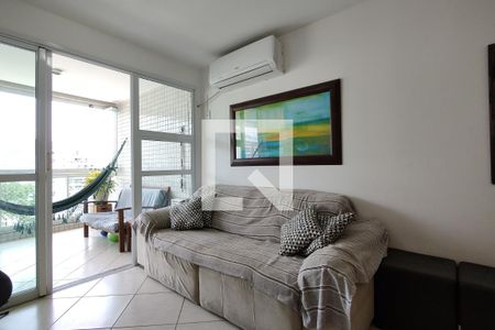 Sala de apartamento para alugar com 2 quartos, 70m² em Jacarepaguá, Rio de Janeiro