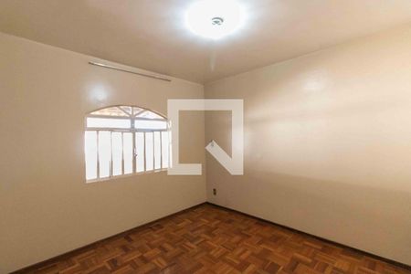 Quarto 1 de casa para alugar com 4 quartos, 108m² em Ouro Preto, Belo Horizonte