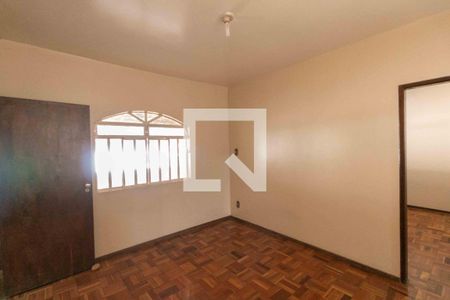 Sala de casa para alugar com 4 quartos, 108m² em Ouro Preto, Belo Horizonte