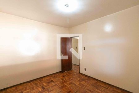 Quarto 1 de casa para alugar com 4 quartos, 108m² em Ouro Preto, Belo Horizonte