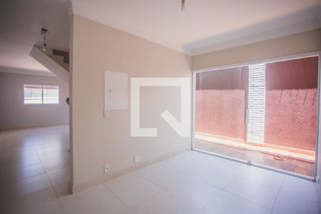 Sala de Tv de casa à venda com 3 quartos, 220m² em Jabaquara, São Paulo