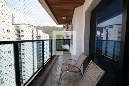 Varanda de apartamento para alugar com 2 quartos, 65m² em Centro, Guarujá