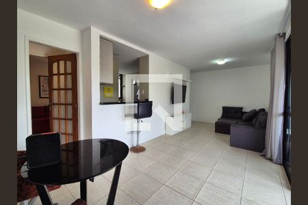 Sala de apartamento para alugar com 3 quartos, 85m² em Recreio dos Bandeirantes, Rio de Janeiro