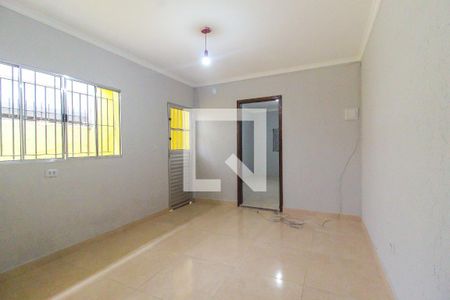 Sala de casa para alugar com 2 quartos, 120m² em Vila Nova Curuca, São Paulo