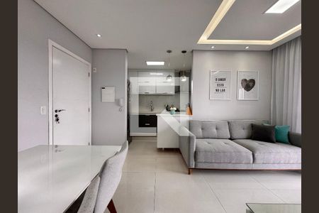 Sala de apartamento à venda com 2 quartos, 66m² em Vila América, Santo André