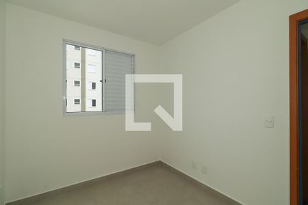 Quarto de apartamento à venda com 2 quartos, 50m² em Costa E Silva, Porto Alegre