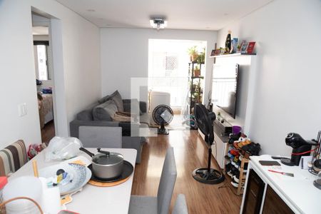 Sala de apartamento para alugar com 2 quartos, 56m² em Vila Galvão, Guarulhos