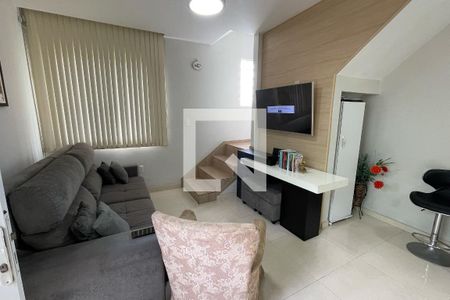 Sala de casa para alugar com 3 quartos, 120m² em Parque Paulicéia, Duque de Caxias