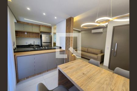 Sala de apartamento para alugar com 1 quarto, 51m² em Centro, Campinas