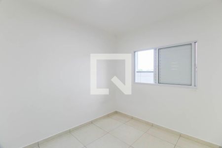 Quarto 1 de apartamento para alugar com 2 quartos, 48m² em Parque Sao Rafael, São Paulo